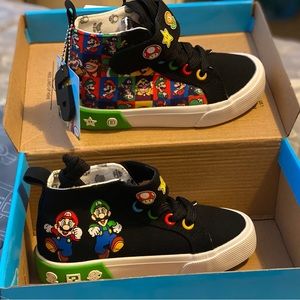 Super Mario Bros shoes for kids